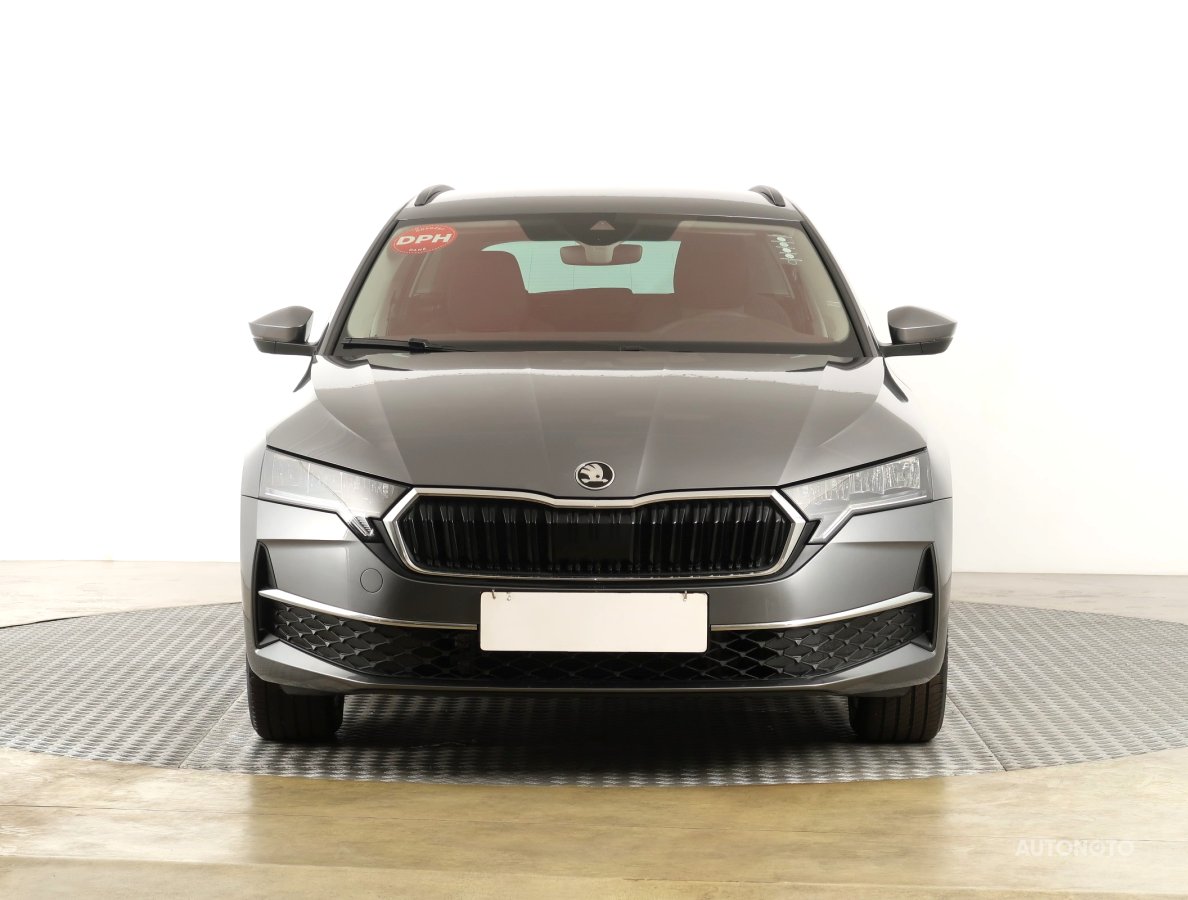 Škoda Octavia, 2024 - pohled č. 2