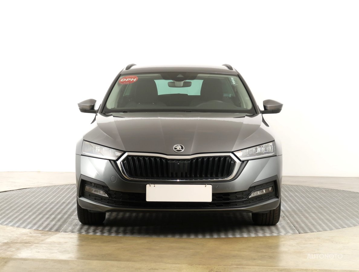 Škoda Octavia, 2023 - pohled č. 2