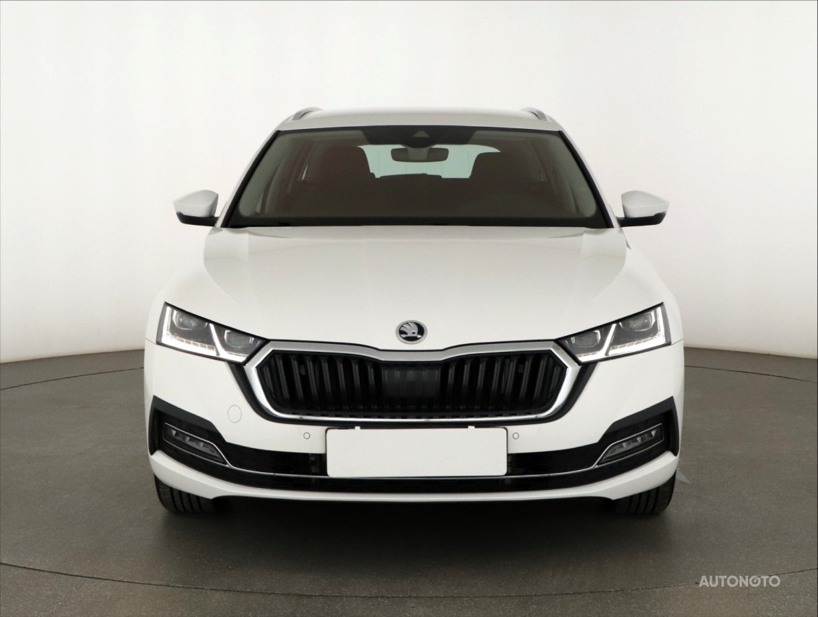 Škoda Octavia, 2023 - pohled č. 2