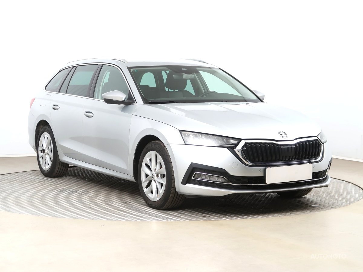 Škoda Octavia, 2021 - celkový pohled