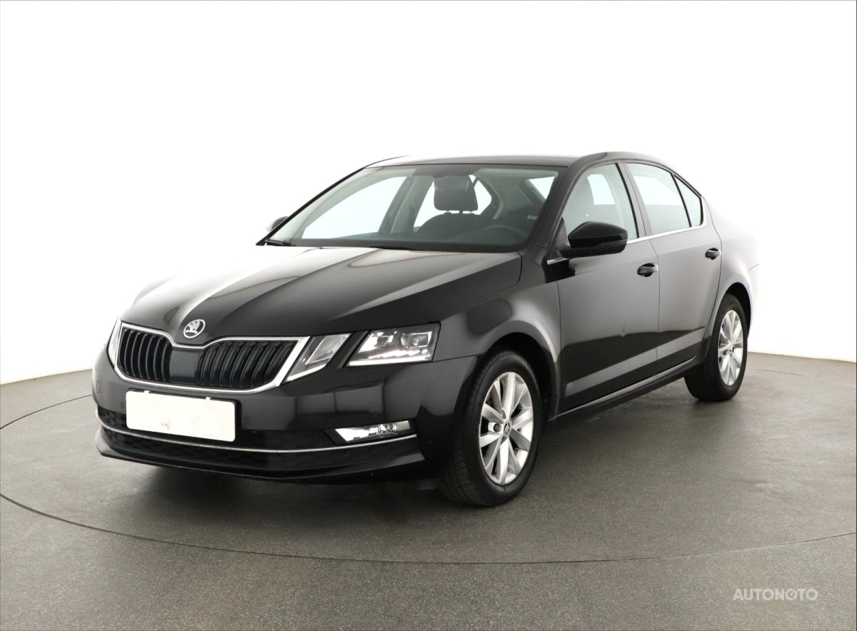 Škoda Octavia, 2019 - pohled č. 3