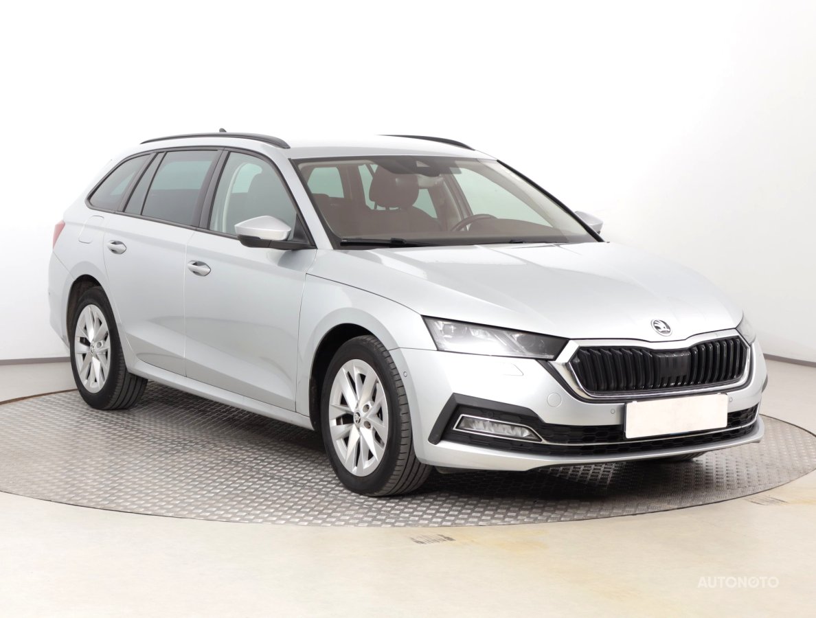 Škoda Octavia, 2021 - celkový pohled