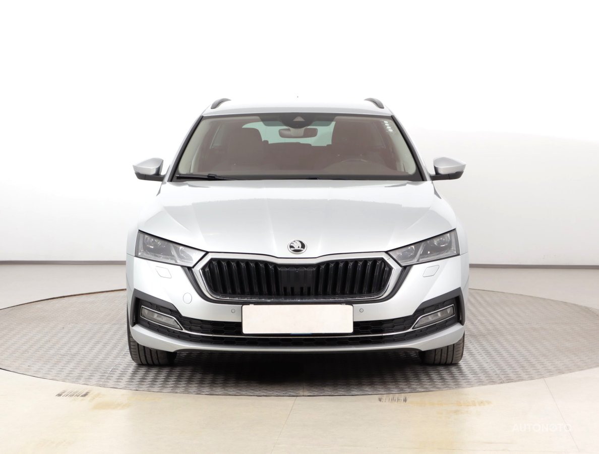 Škoda Octavia, 2021 - pohled č. 2
