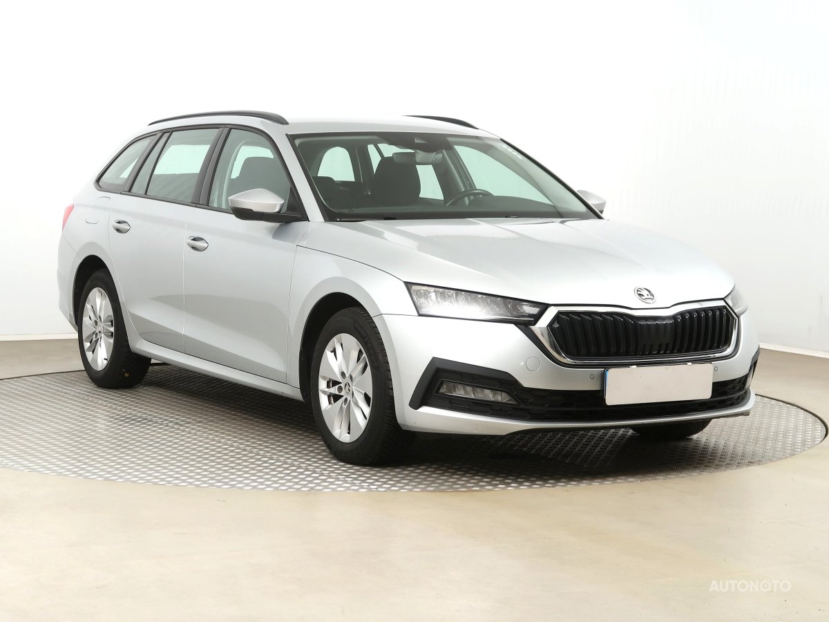 Škoda Octavia, 2021 - celkový pohled