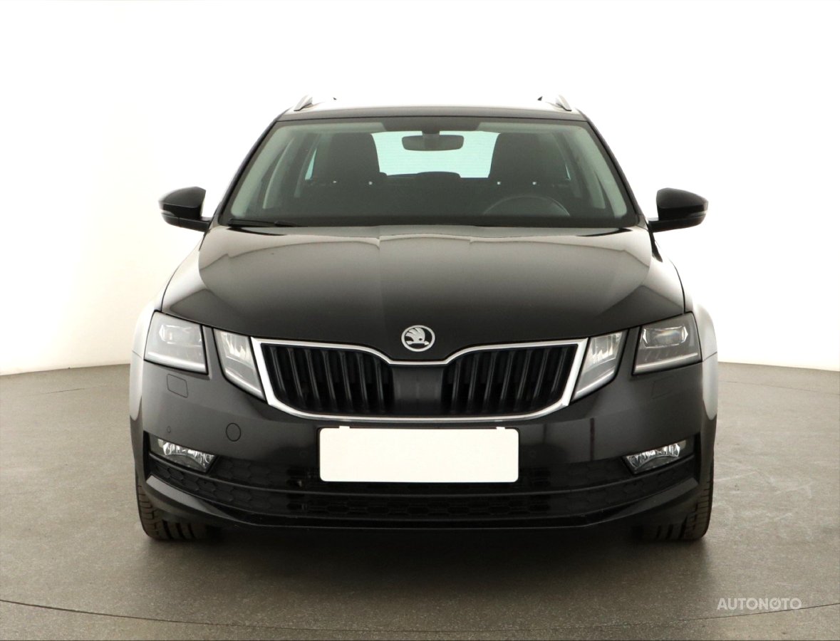 Škoda Octavia, 2019 - pohled č. 2