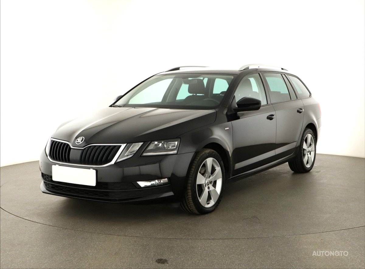 Škoda Octavia, 2019 - pohled č. 3
