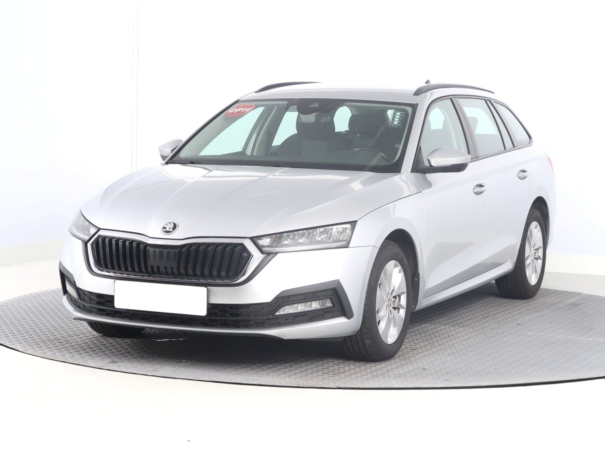 Škoda Octavia, 2021 - pohled č. 3