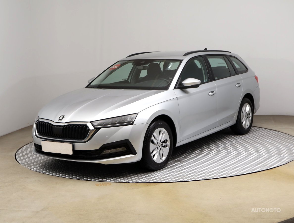 Škoda Octavia, 2022 - pohled č. 3