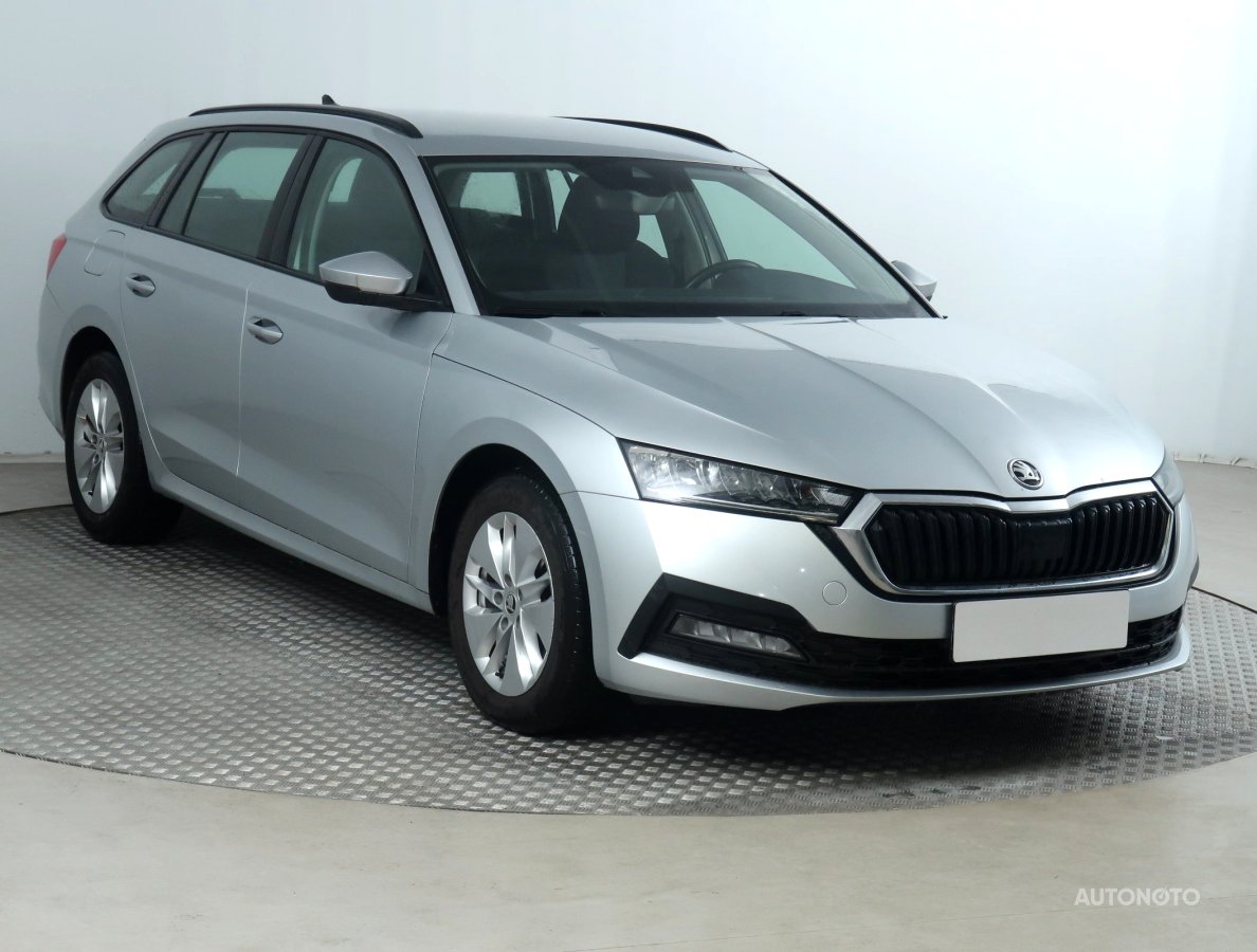 Škoda Octavia, 2021 - celkový pohled