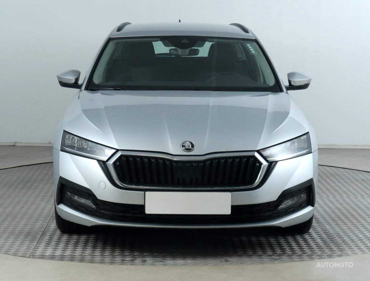 Škoda Octavia, 2021 - pohled č. 2