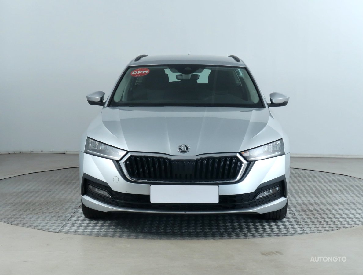 Škoda Octavia, 2021 - pohled č. 2