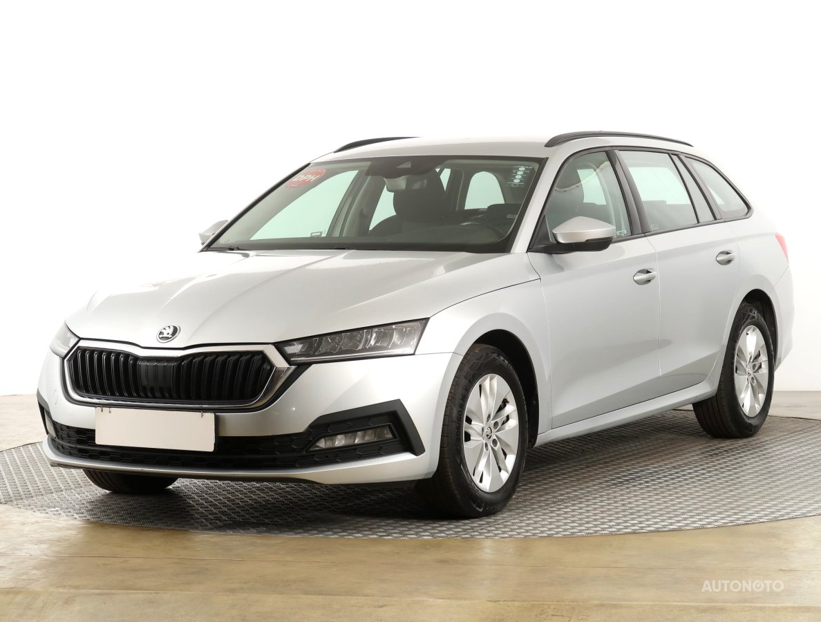 Škoda Octavia, 2021 - pohled č. 3
