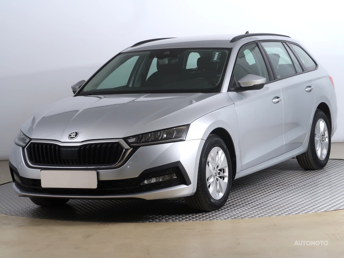 Škoda Octavia, 2021 - pohled č. 3