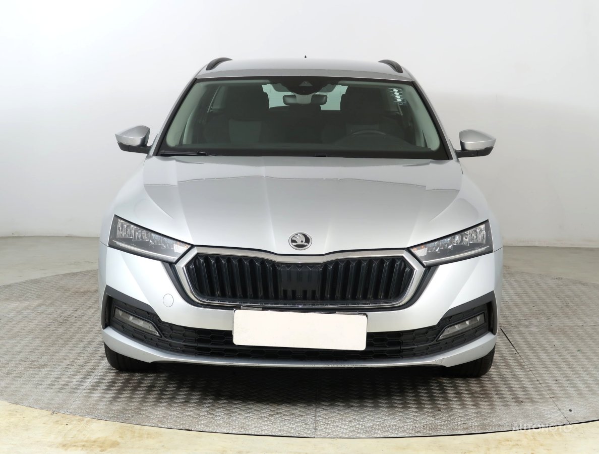 Škoda Octavia, 2022 - pohled č. 2