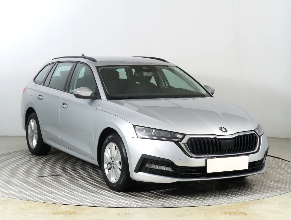 Škoda Octavia, 2021 - celkový pohled