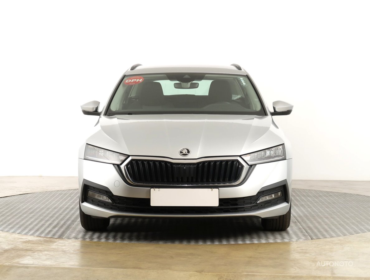 Škoda Octavia, 2021 - pohled č. 2