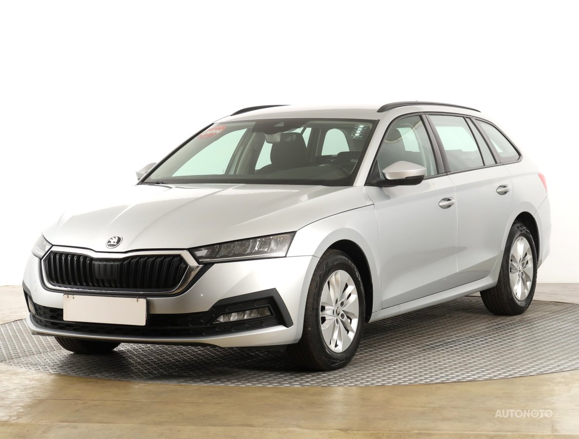 Škoda Octavia, 2021 - pohled č. 3