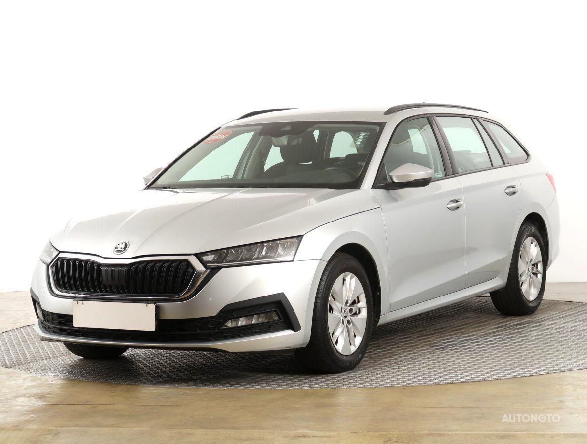 Škoda Octavia, 2021 - pohled č. 3