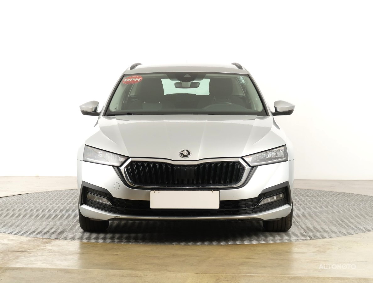 Škoda Octavia, 2021 - pohled č. 2