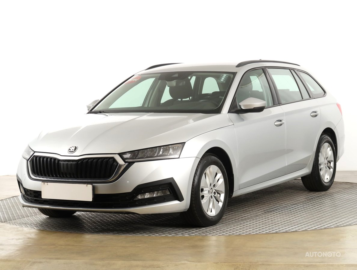 Škoda Octavia, 2021 - pohled č. 3