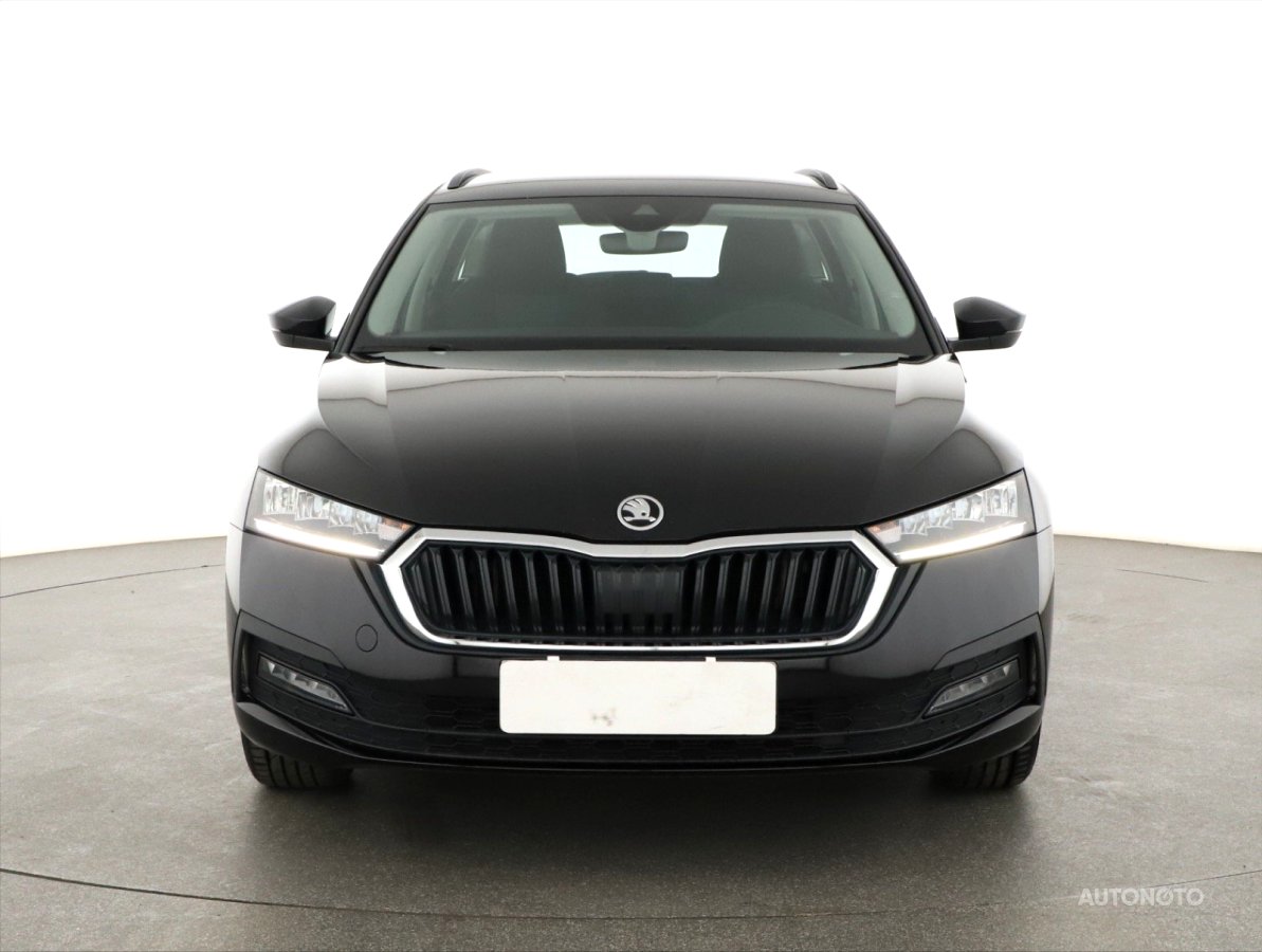 Škoda Octavia, 2021 - pohled č. 2