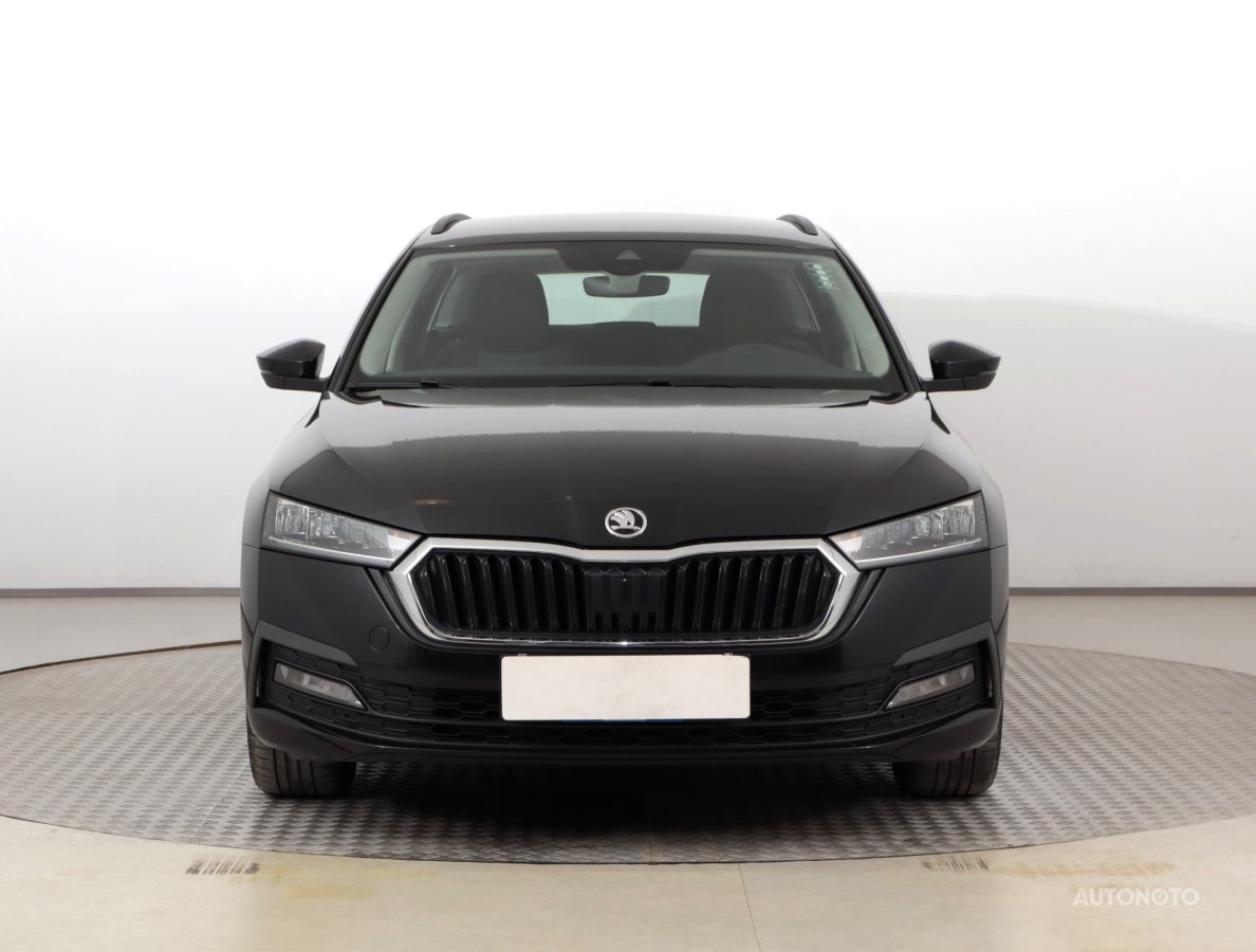 Škoda Octavia, 2021 - pohled č. 2