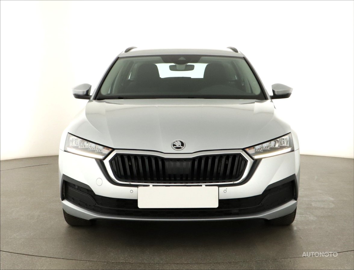 Škoda Octavia, 2021 - pohled č. 2