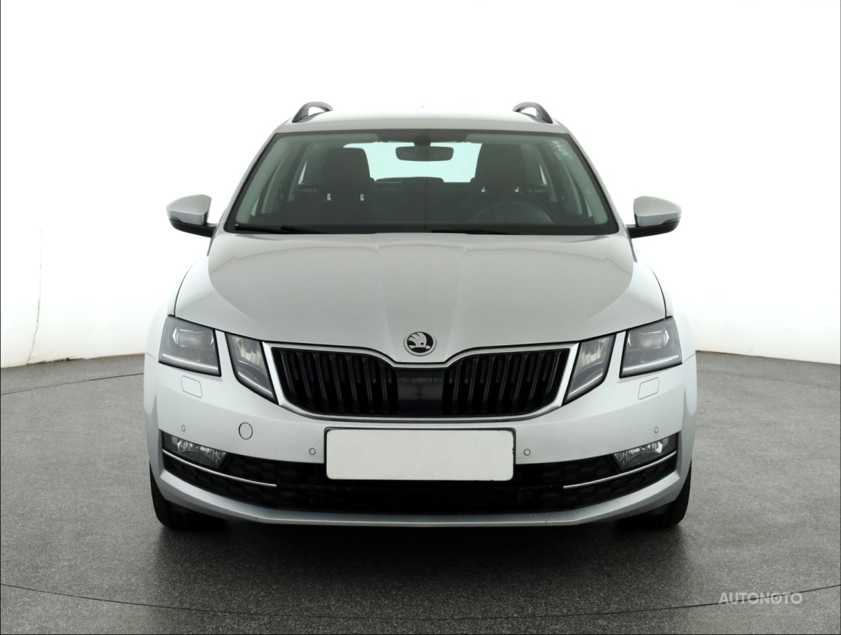 Škoda Octavia, 2018 - pohled č. 2