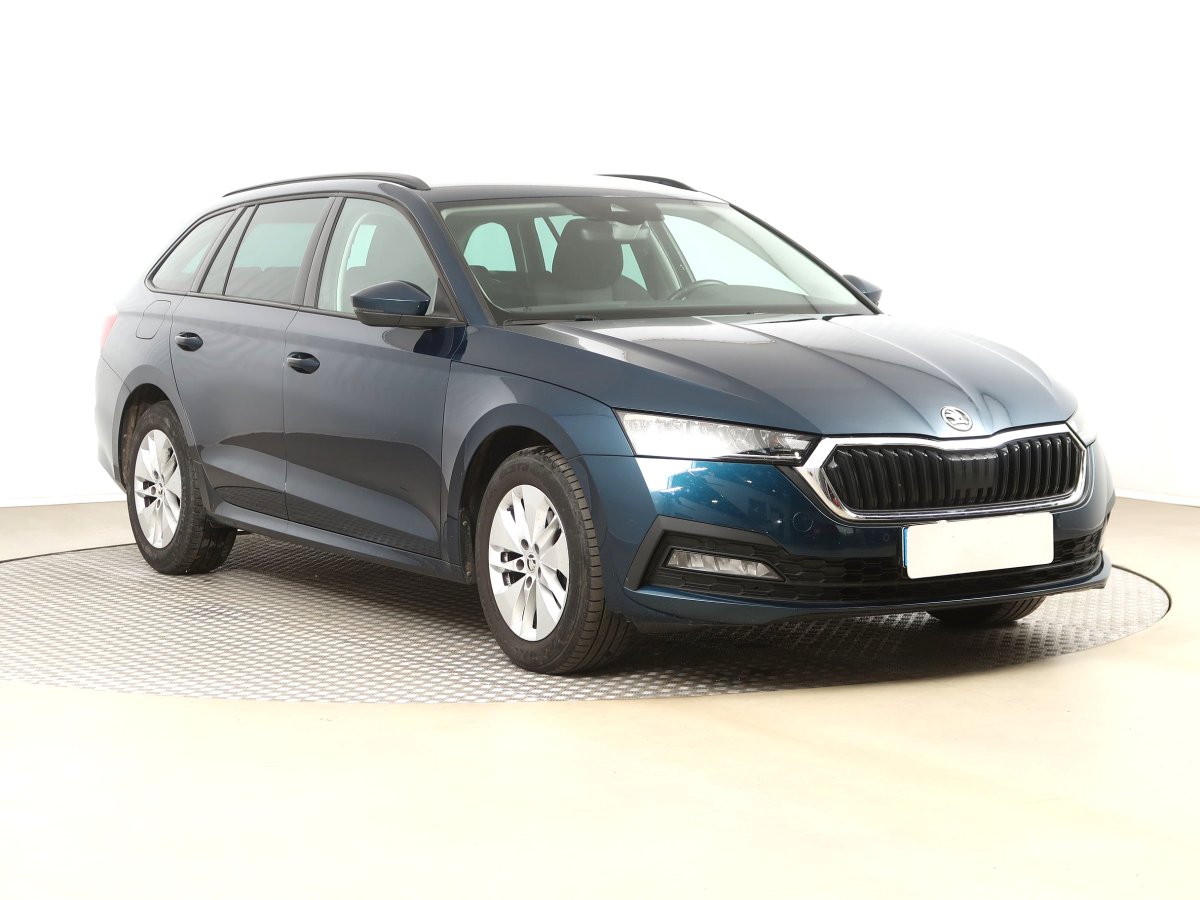 Škoda Octavia, 2021 - celkový pohled