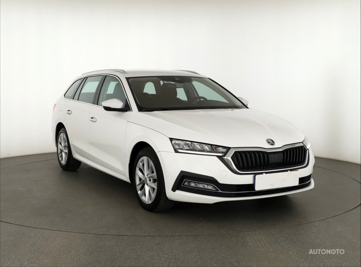 Škoda Octavia, 2022 - celkový pohled