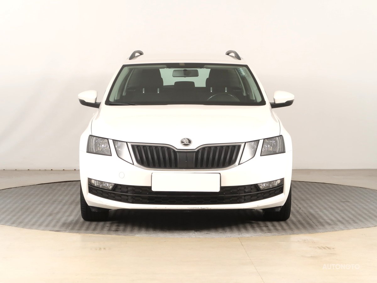 Škoda Octavia, 2018 - pohled č. 2