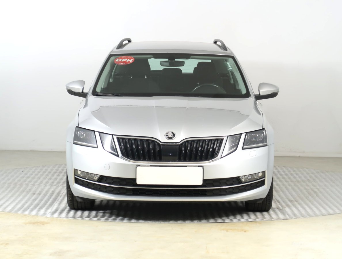 Škoda Octavia, 2018 - pohled č. 2