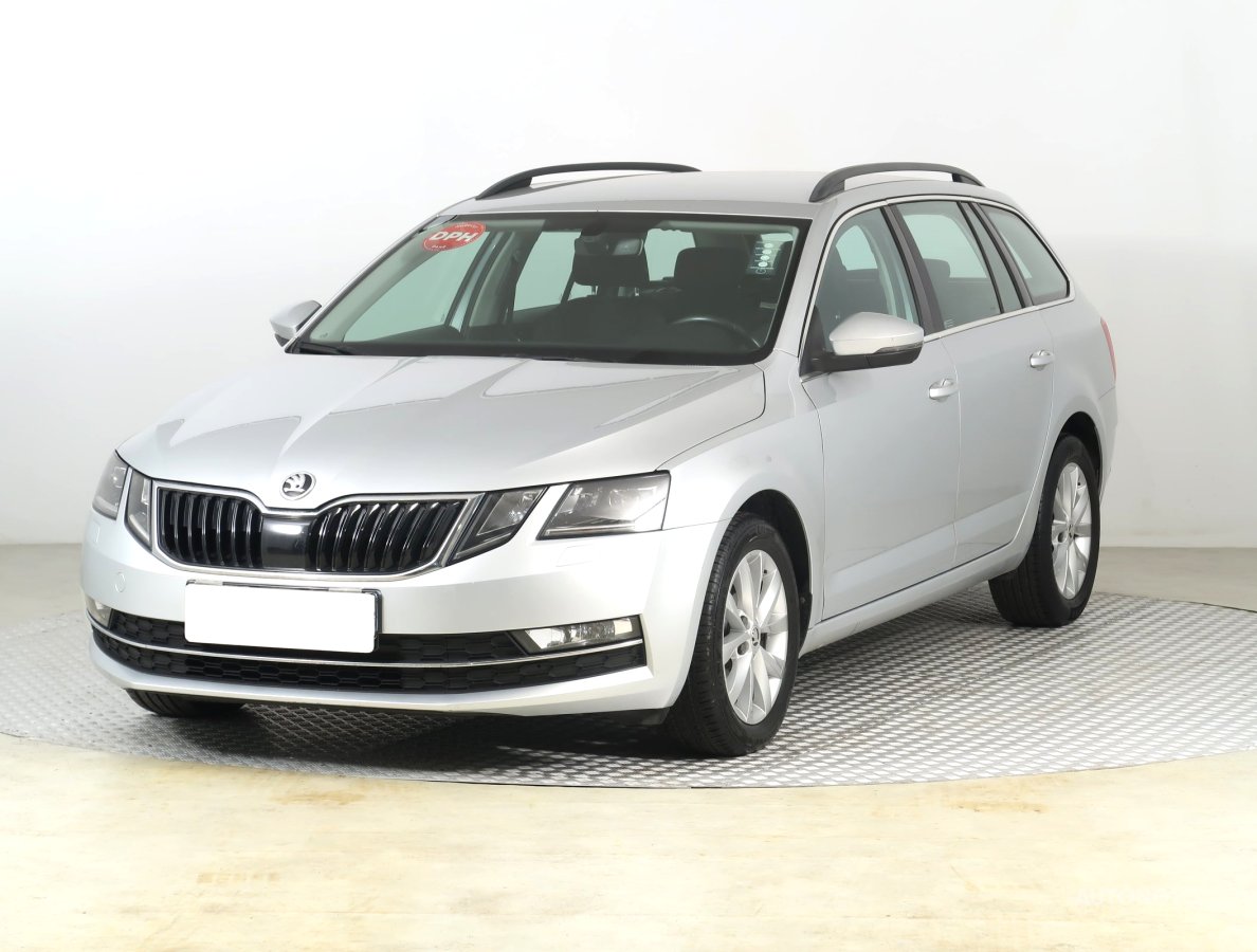 Škoda Octavia, 2018 - pohled č. 3