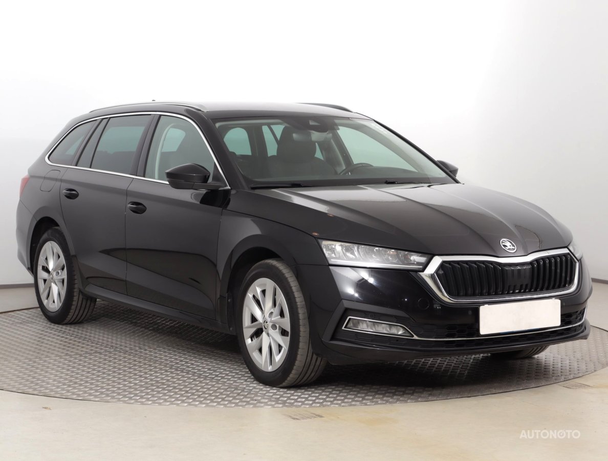Škoda Octavia, 2022 - celkový pohled