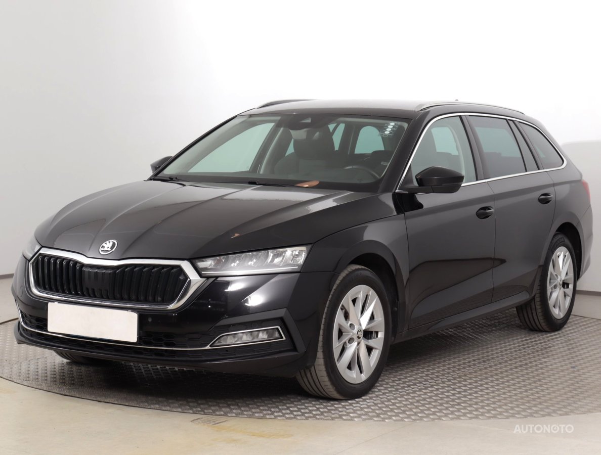 Škoda Octavia, 2022 - pohled č. 3