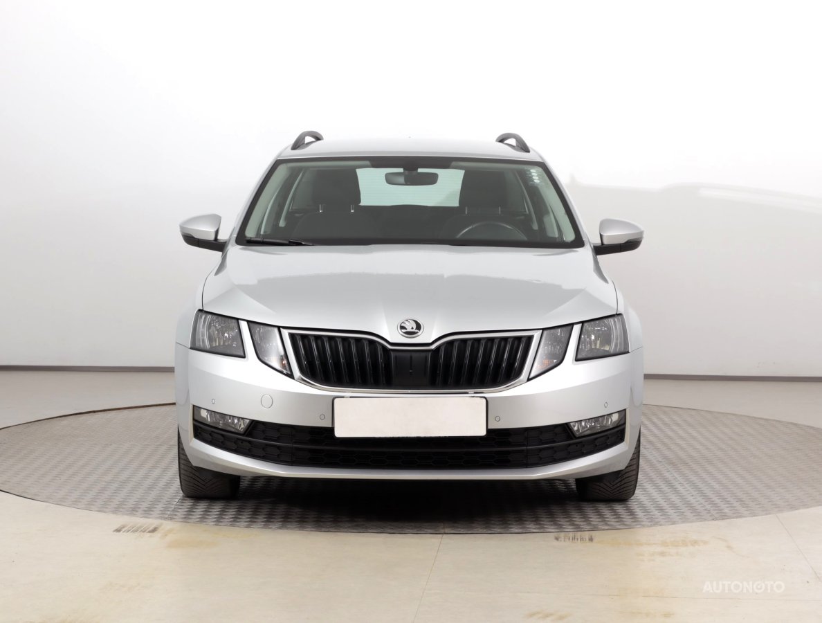 Škoda Octavia, 2020 - pohled č. 2