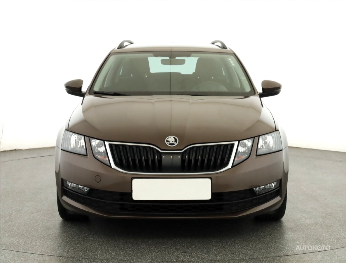 Škoda Octavia, 2019 - pohled č. 2