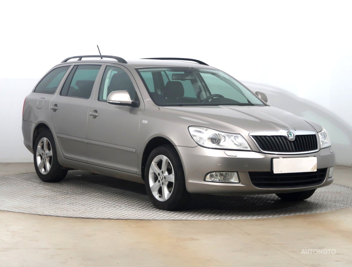 Škoda Octavia, 2012 - celkový pohled