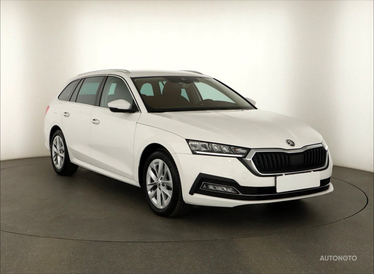 Škoda Octavia, 2022 - celkový pohled