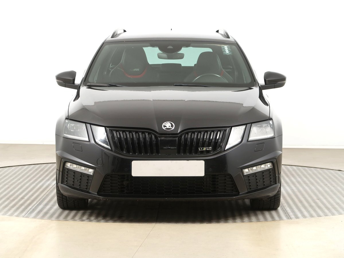 Škoda Octavia, 2019 - pohled č. 2