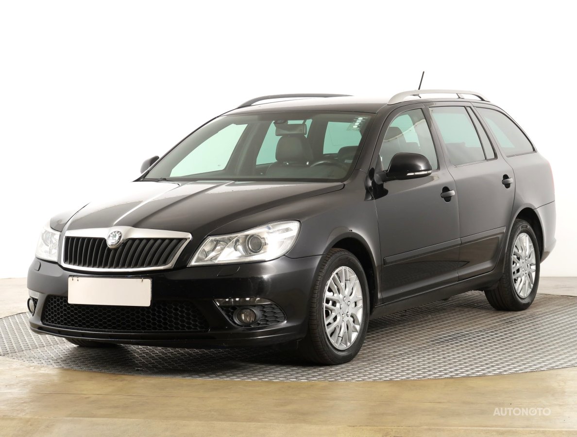 Škoda Octavia, 2012 - pohled č. 3