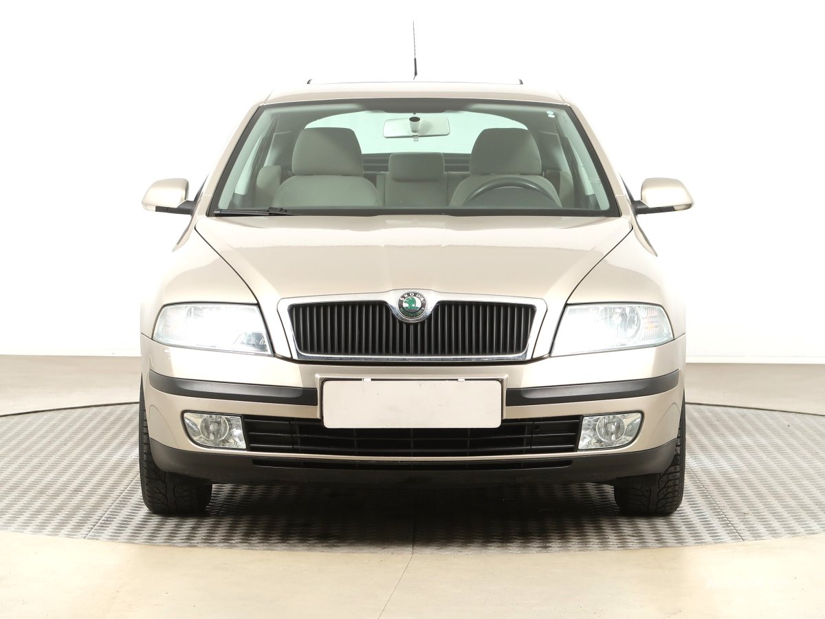 Škoda Octavia, 2006 - pohled č. 2