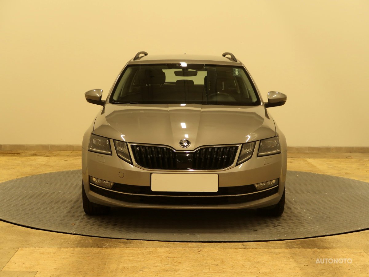 Škoda Octavia, 2018 - pohled č. 2