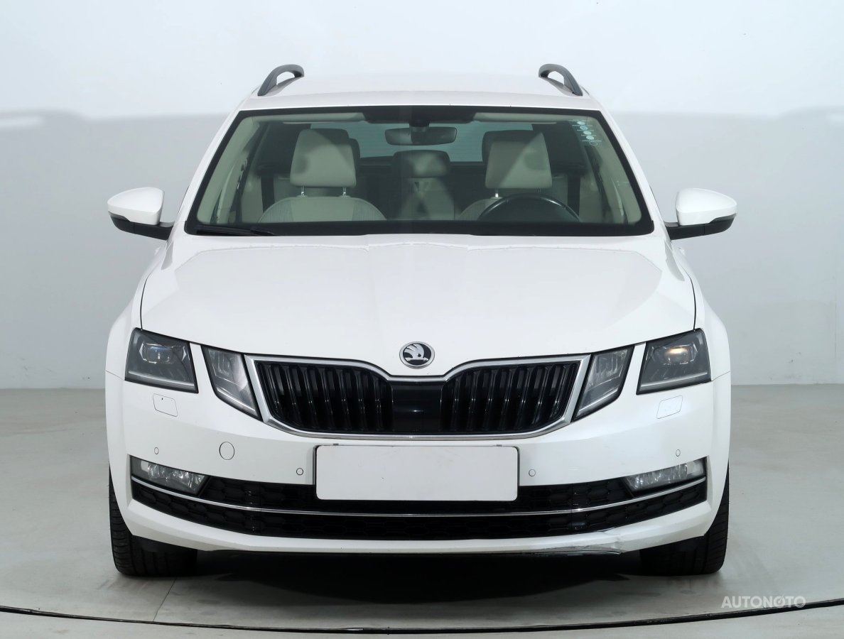 Škoda Octavia, 2018 - pohled č. 2