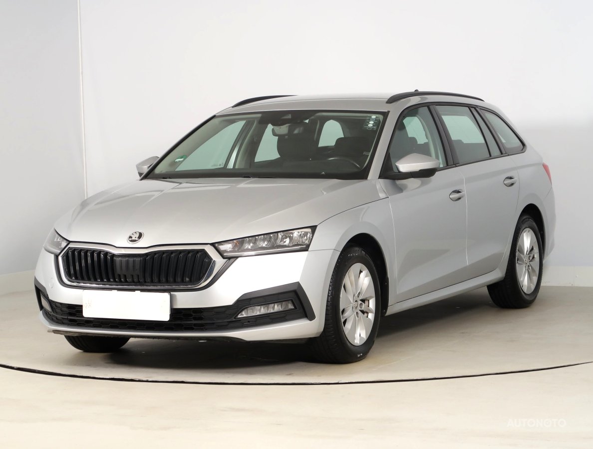 Škoda Octavia, 2021 - pohled č. 3