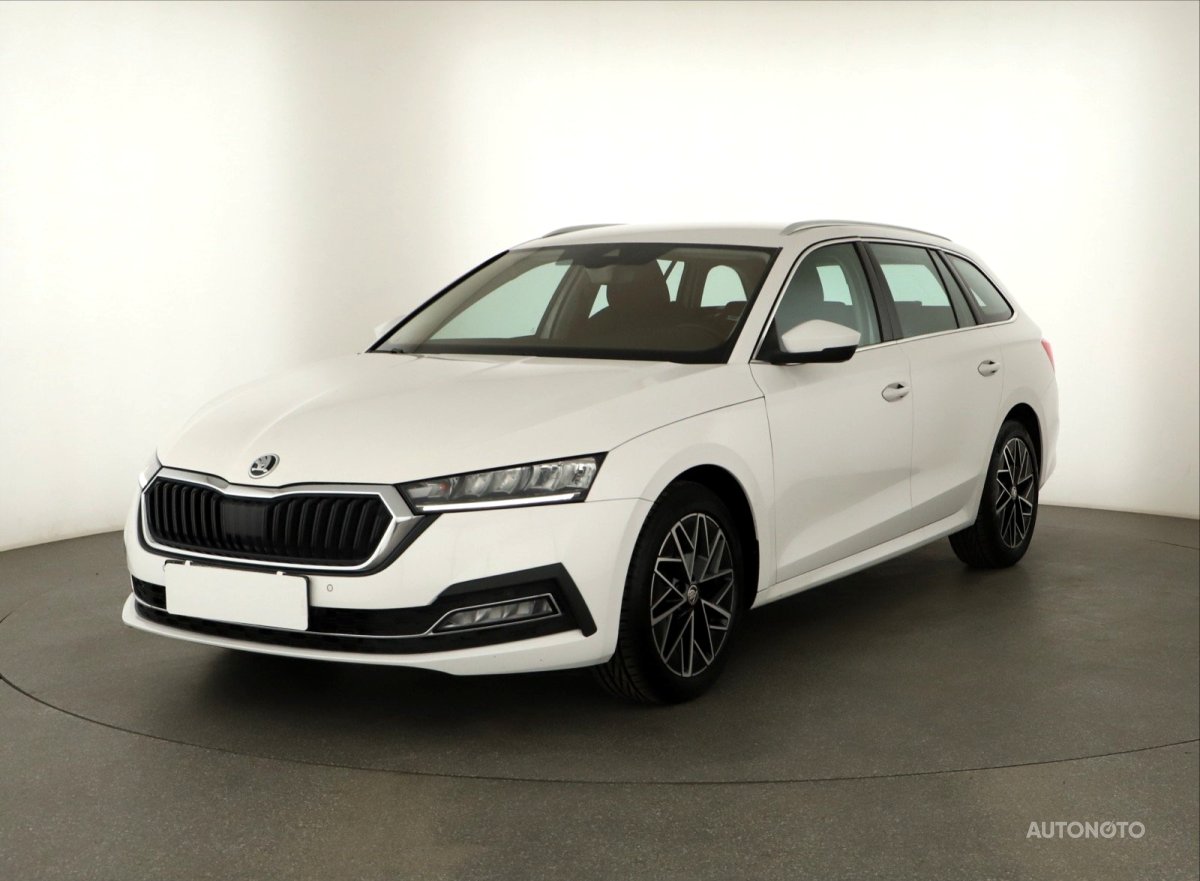 Škoda Octavia, 2021 - pohled č. 3