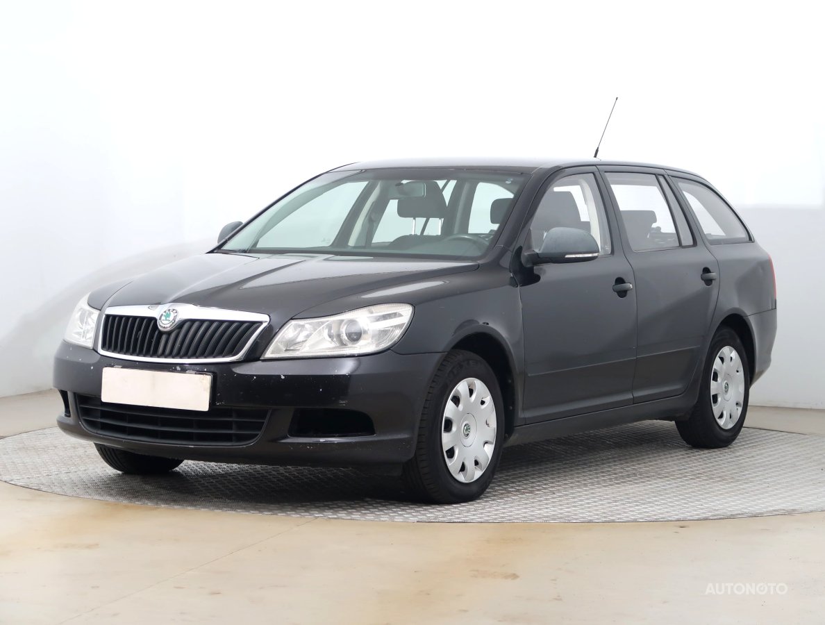 Škoda Octavia, 2012 - pohled č. 3