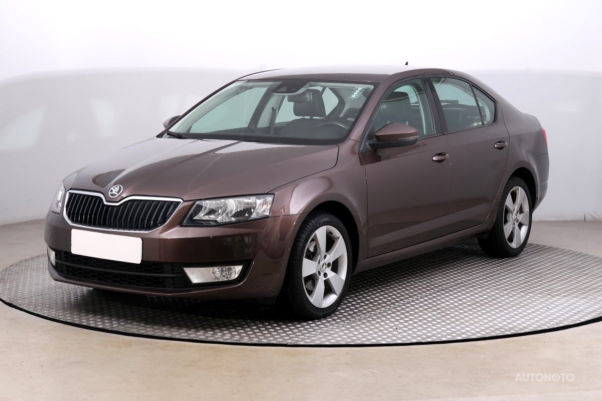 Škoda Octavia, 2013 - pohled č. 3