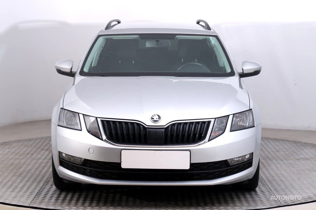 Škoda Octavia, 2018 - pohled č. 2