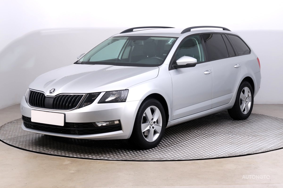 Škoda Octavia, 2018 - pohled č. 3